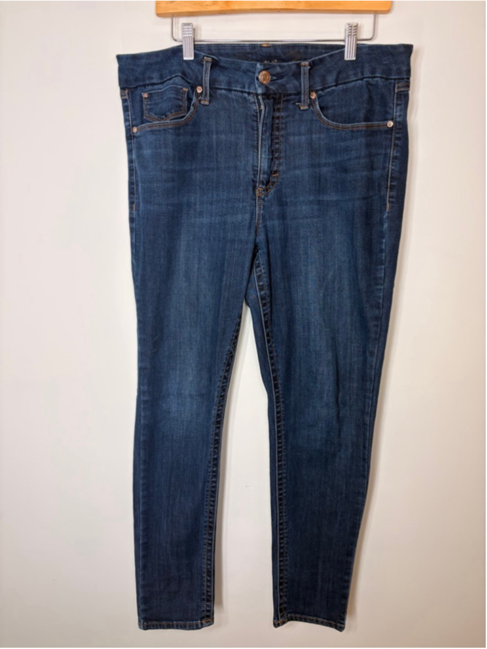 Seven7 Jeans Womens 14 Medium Wash Slim Straight Stretch Denim Classic Casual